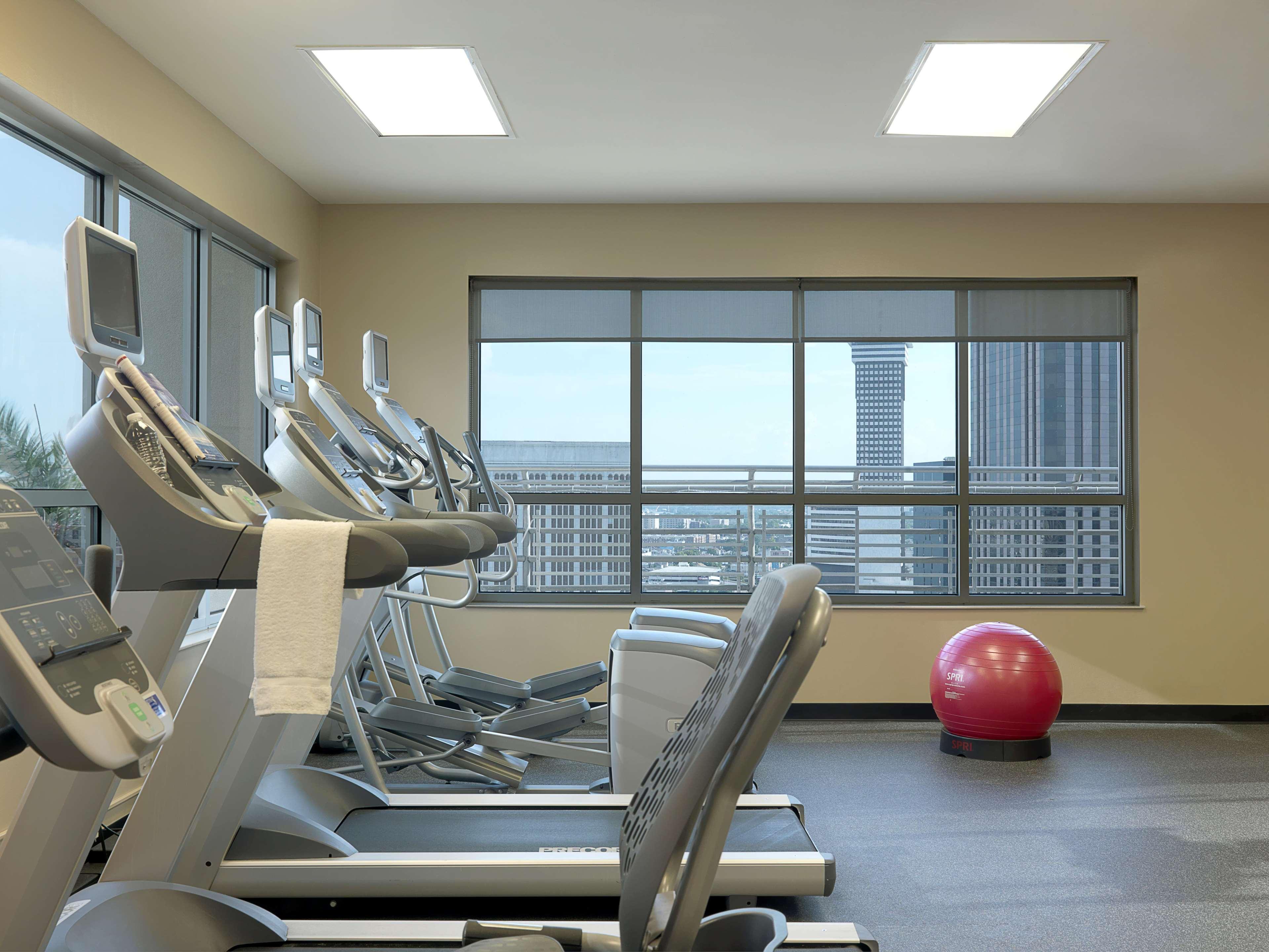 Hilton Garden Inn New Orleans French Quarter/Cbd Bagian luar foto