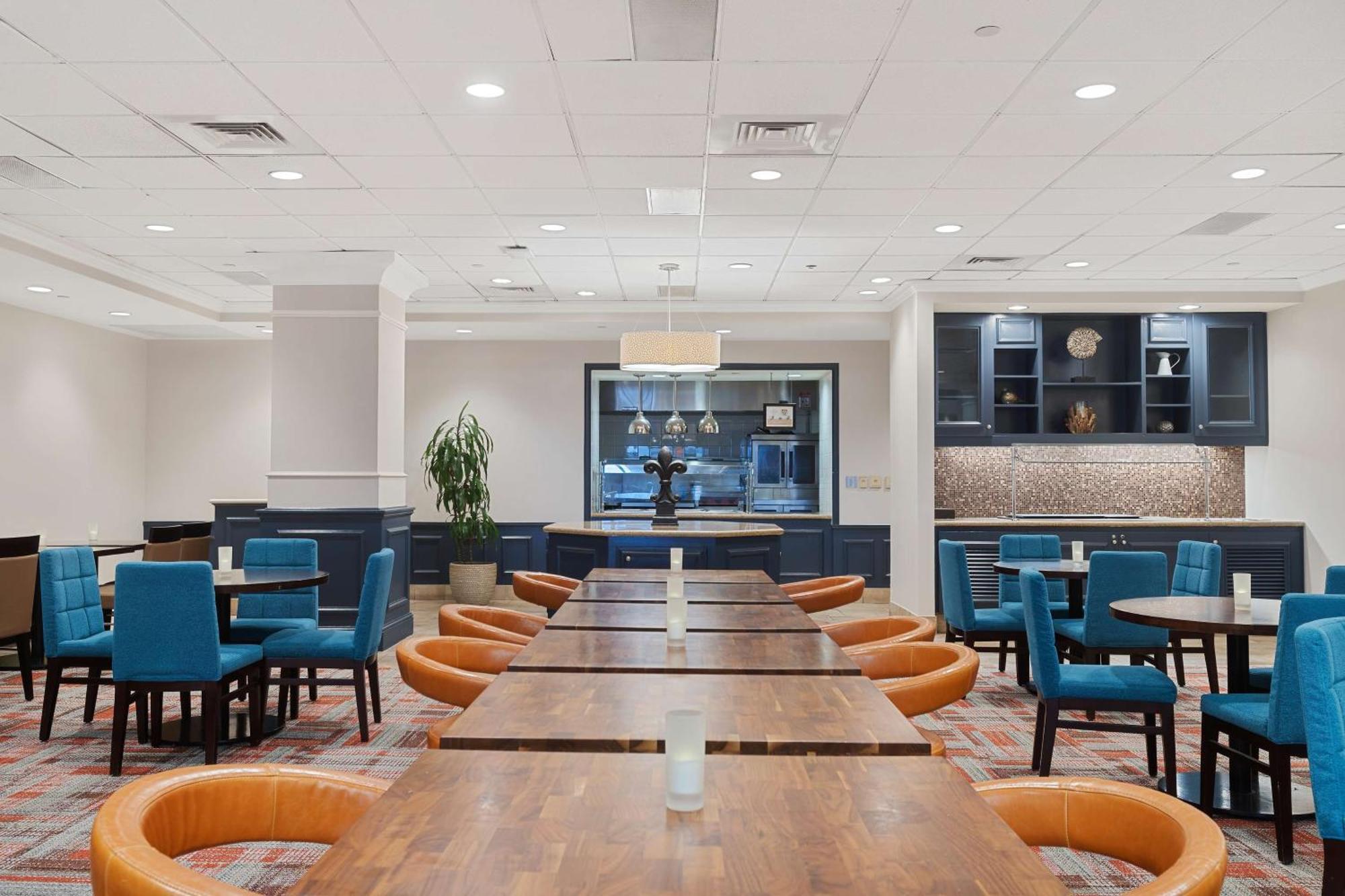 Hilton Garden Inn New Orleans French Quarter/Cbd Bagian luar foto